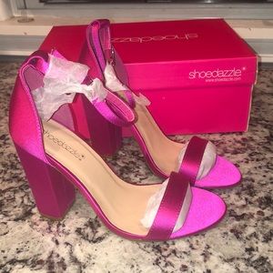 NIB PINK DRESS SANDALS 7.5